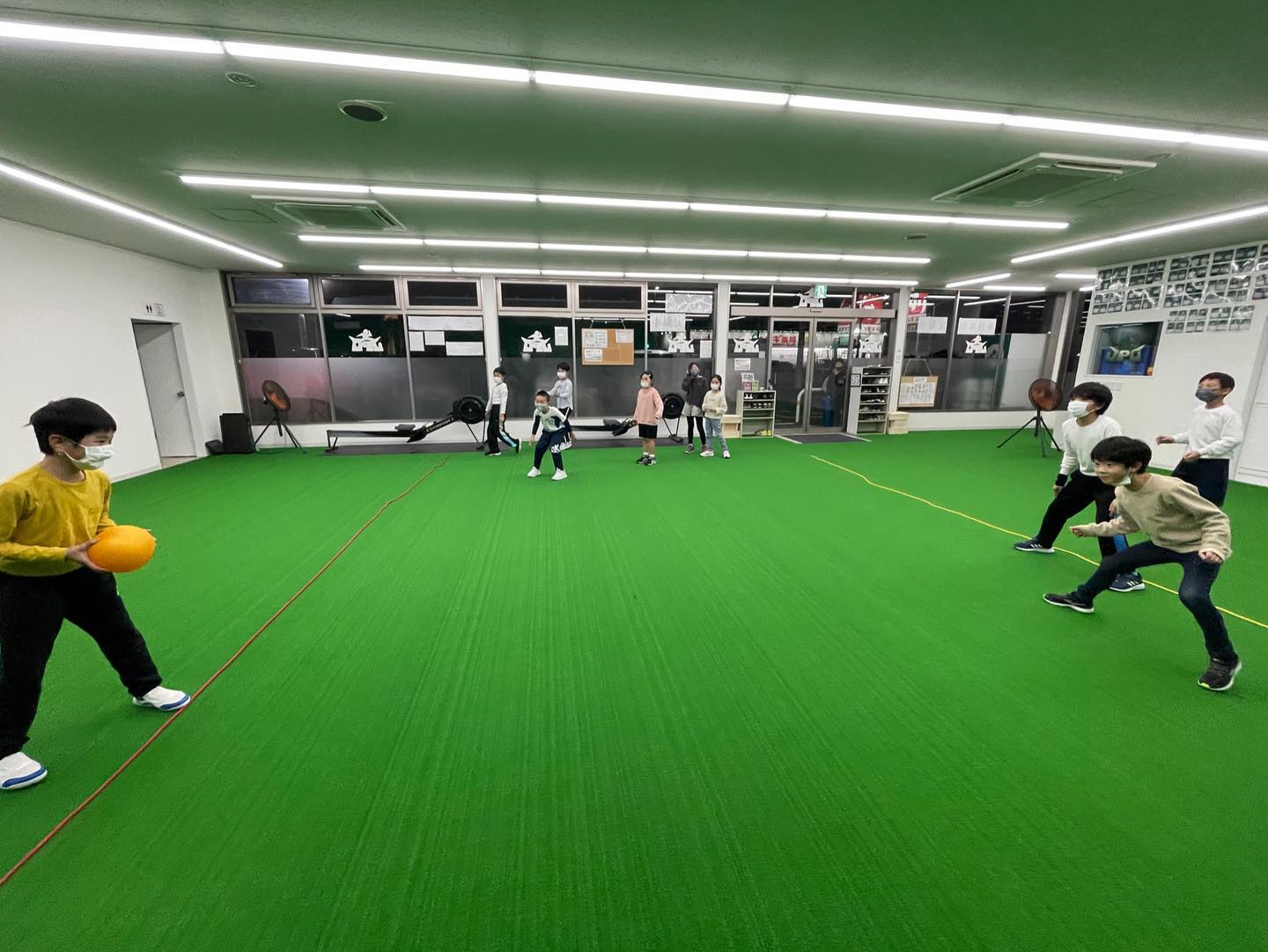 避球　ドッジボール