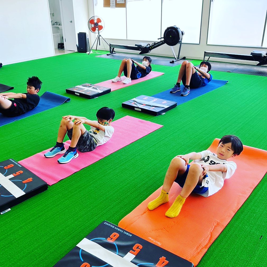 フィジカルテストの練習中